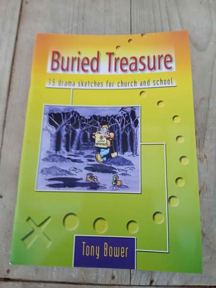 Photo of free A selection of religious resources aimed at groups of teens (Loosley Row HP27) #2
