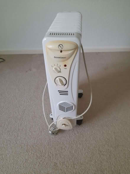 Photo of free Radiator (Elmhurst WS13) #1