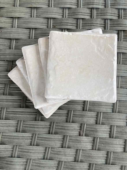 Photo of free Cream ceramic tiles (De55 6GW) #1
