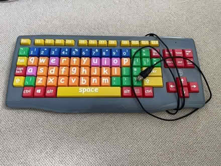 Photo of free Kids computer keyboard (Lightwater) #1