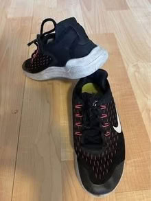 Photo of free Ladies running walking shoes size 8 (L5L 5P5) #2