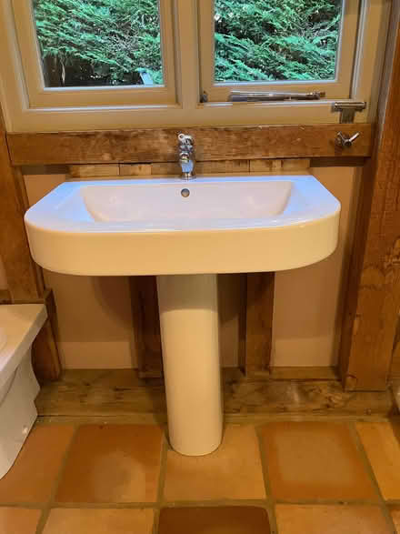 Photo of free Large bathroom pedestal sink and bidet, incl. mixer taps (Wargrave RG10) #1