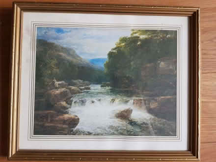 Photo of free Print reproduction of a painting in a frame (Hatch End HA5) #1