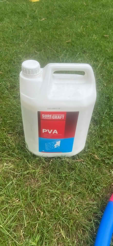 Photo of free PVA glue (Belle vue Shrewsbury) #1