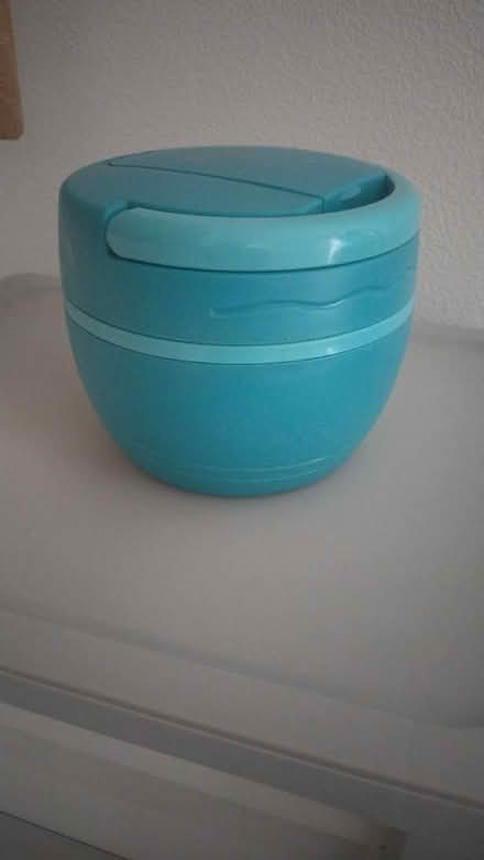 Photo of free Lunch containers (Gunthorpe) #1