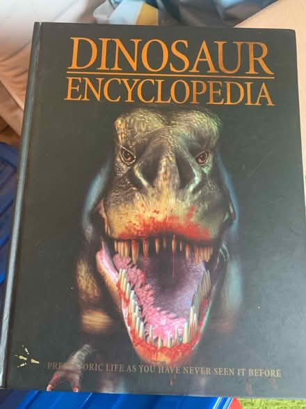 Photo of free Dinosaur encyclopaedia (Keynsham) #1