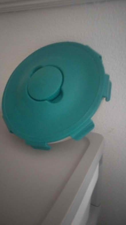 Photo of free Lunch containers (Gunthorpe) #3