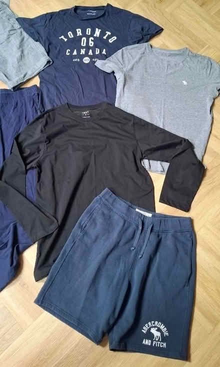 Photo of free Bundle of mens clothes - Size S (Boughton Monchelsea ME17) #3