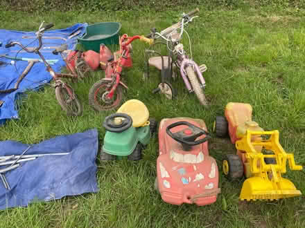 Photo of free Kids bikes and toys (Stoke Prior HR6) #1