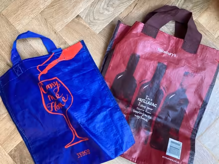 Photo of free cool bags and bottle bags (Loughborough LE11) #2