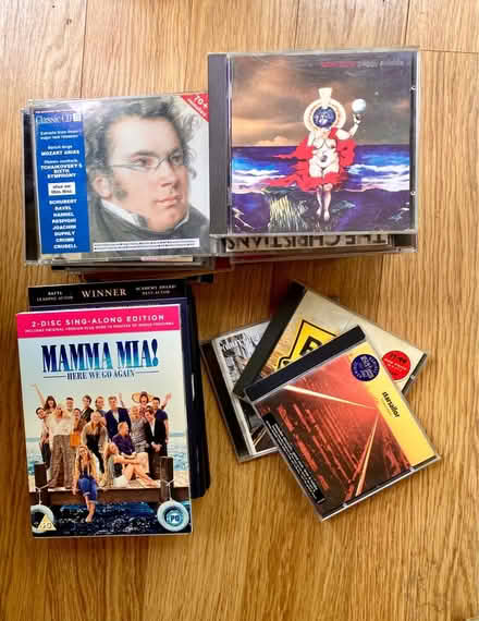 Photo of free cd & dvds (Bournemouth) #1