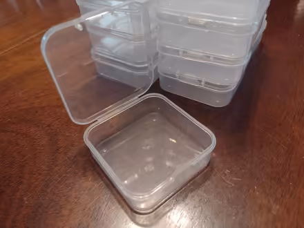 Photo of free Small Plastic Containers (Wrigleyville) #1