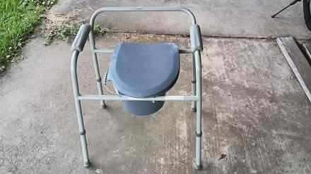 Photo of free Medline bedside commode (Lafayette (near River ranch)) #1