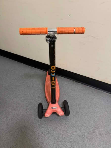 Photo of free Child scooter (Hammersmith) #1