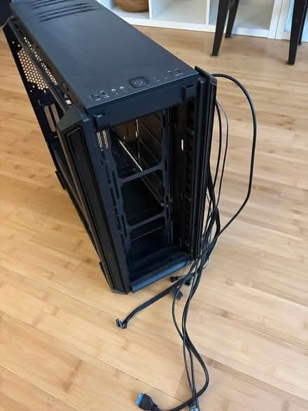 Photo of free Be Quiet Computer Case (Battery Park City) #1