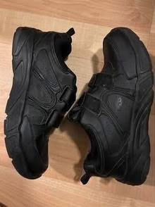 Photo of free Men’s shoes size 10 1/2 walking (L5L 5P5) #4