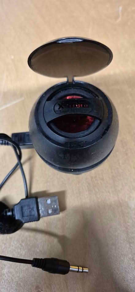 Photo of free X mini speaker (Stokeinteignhead) #2