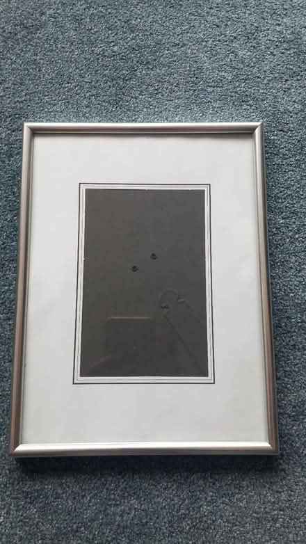 Photo of free Small frame (Pitshanger W5) #1