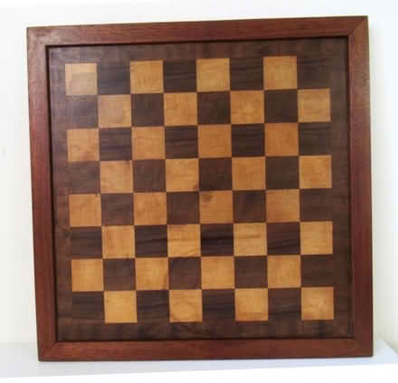 Photo of Wooden Chess board (Willaston CH64) #1