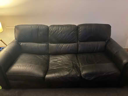 Photo of free 3 seater sofa (Waltham Chase SO32) #2