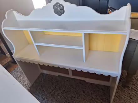 Photo of free Desk & Hutch (East Highlands Ranch) #2