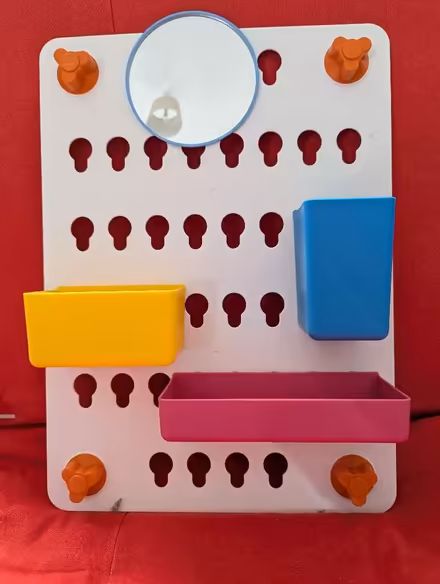 Photo of free 5-Piece Bathroom Board Set with Suction Cups (Longley S5) #1