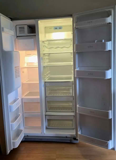 Photo of free LG American style Fridge Freezer, collect ONLY from Cwmbran. (Ty Canol NP44) #2