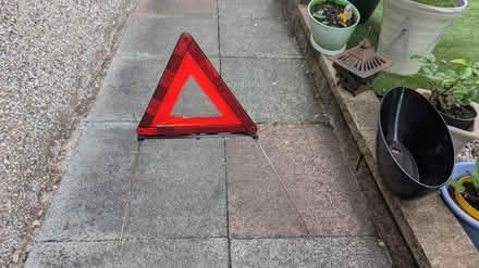 Photo of free warning triangle (Bare) #2