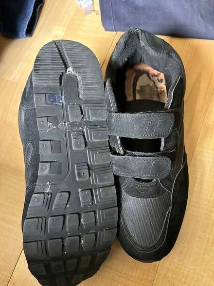 Photo of free Men’s shoes size 11, black (L5L 5P5) #3