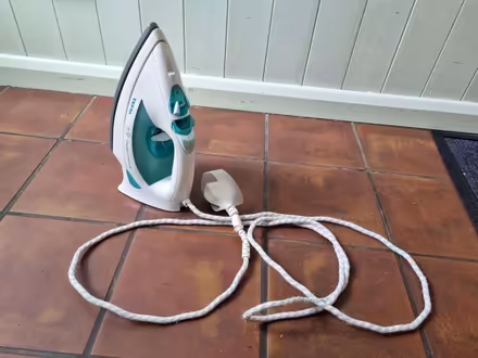 Photo of free Iron (Knighton LD7) #1