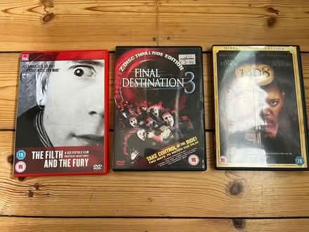 Photo of free assorted 'horror' DVDs (Poulner BH24) #1