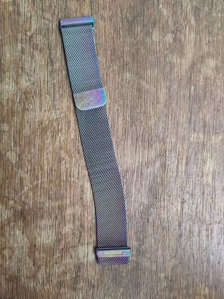 Photo of free Fitbit Versa 3 magnetic strap (New Hinksey OX1) #1