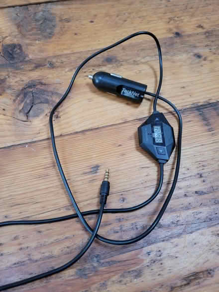Photo of free FM transmitter for car (Heaton Moor SK4) #1