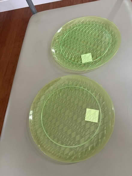 Photo of free Plastic green platters (95070) #1