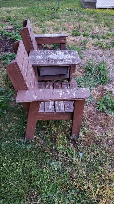 Photo of free homemade garden bench (Close to Duthie and Halifax) #3