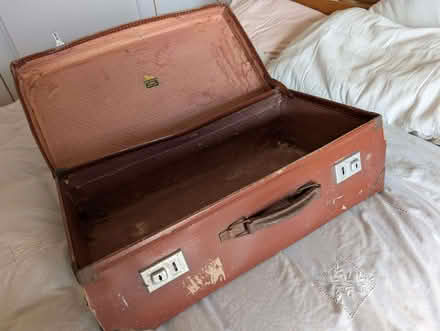 Photo of free Old Suitcase (Mold CH7) #1