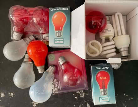 Photo of free Assorted light bulbs (Sandy Cross TN21) #1