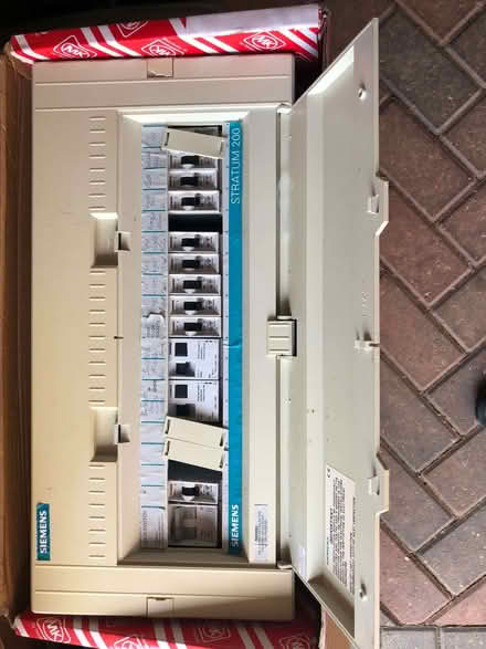 Photo of free Siemens Stratum 200 Fuse Board (Wood Farm OX3) #1