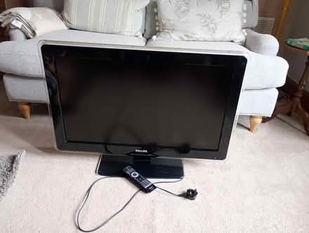 Photo of free 32 inch flat screen Philips television (Barnard's Green WR14) #1