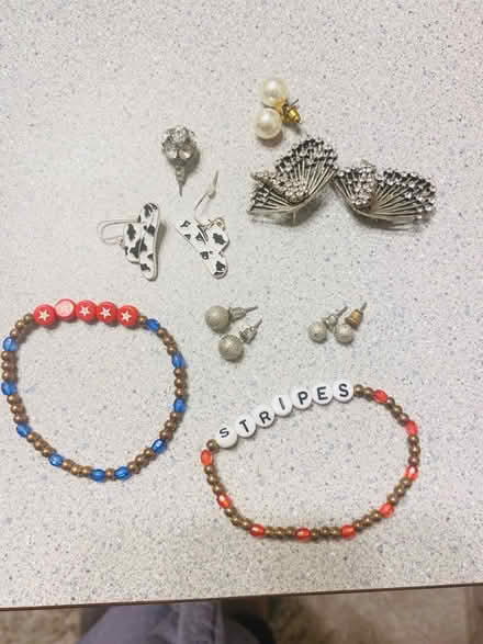Photo of free Costume jewelry (Romulus, mi) #1