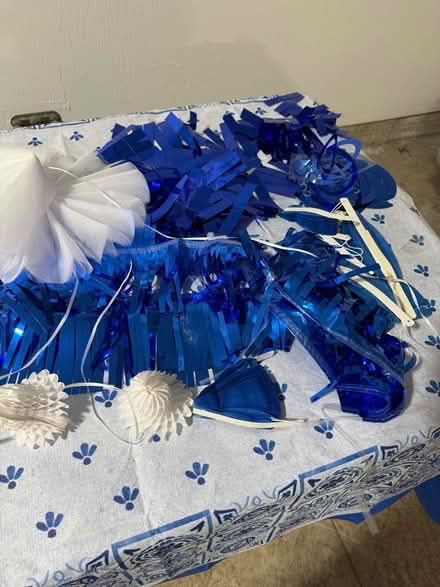 Photo of free Shower and/or grad decor (Avon lake oh) #1
