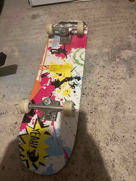 Photo of free Skateboard (Annahilt BT26) #2