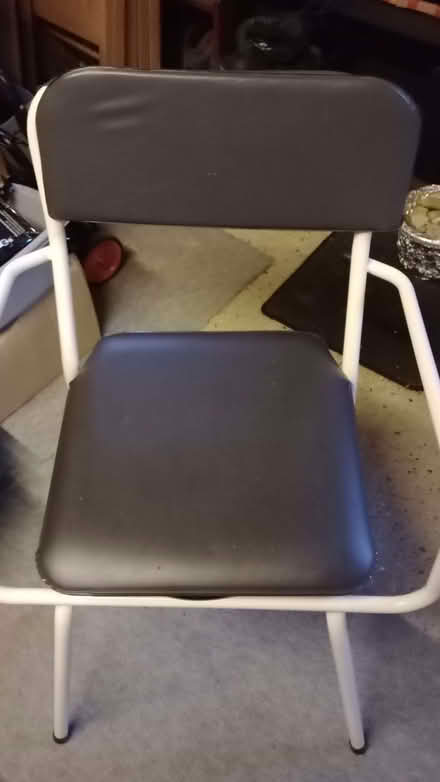 Photo of free Commode (IP6) #1