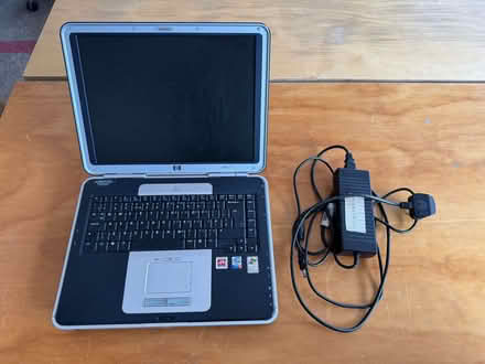 Photo of free HP Compaq Windows XP computer - unreliable (Walton Manor OX2) #1