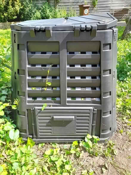 Photo of free Compost bin - can be flat-packed (Dun Laoghaire A96) #2