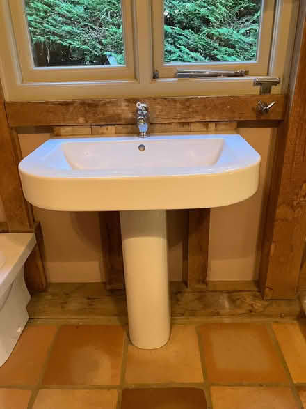 Photo of free Large bathroom pedestal sink and bidet, incl. mixer taps (Wargrave RG10) #1