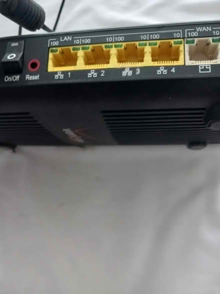 Photo of free Router (60th cedar ave 19143) #2