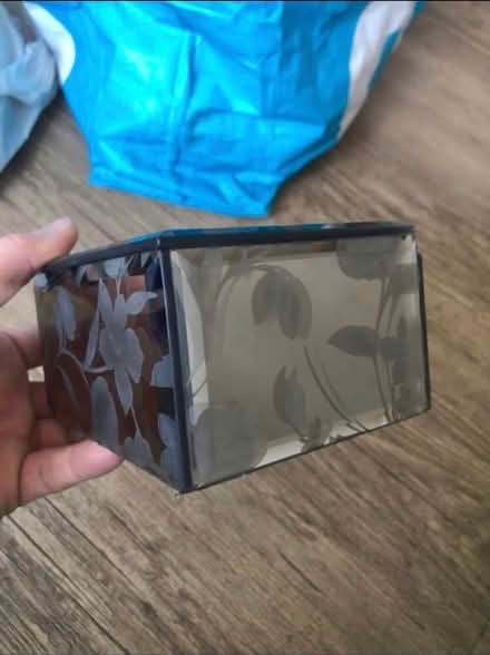 Photo of free Small mirrored jewellery box (Cheshunt En8) #3