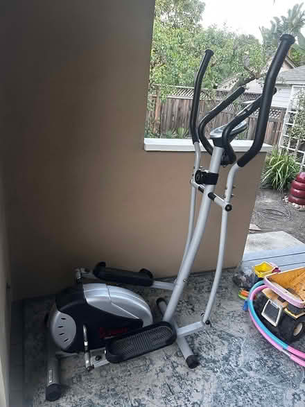 Photo of free Elliptical - screen may need fixing (Downtown Sunnyvale) #1