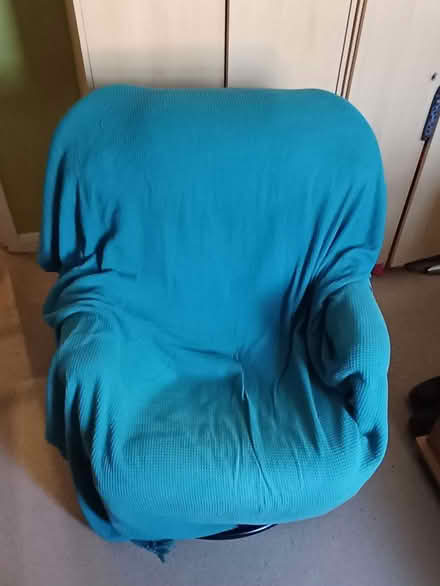 Photo of free Metal Swivel and Reclining Nursing Chair (Orpington BR5) #3